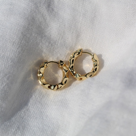 Chunky Textured Gold Hoop Earrings - Picture 1 of 6
